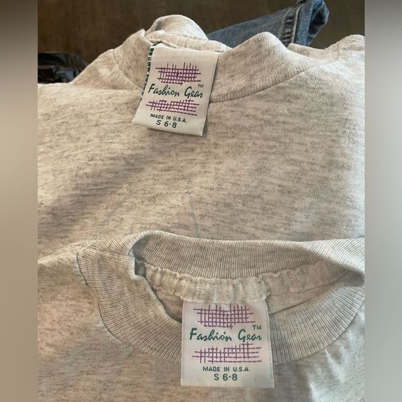 Vintage Graphic Tshirt Bundle Toddler Kids 4-6 Grey Cottage Basic Tee - Picture 4 of 5